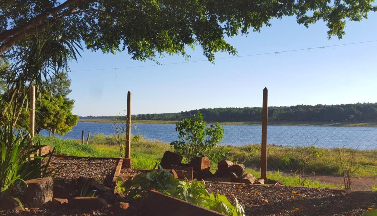La Casa Del Lago Urugua-I Villa Puerto Iguazu Luaran gambar
