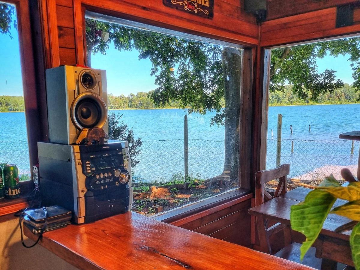 La Casa Del Lago Urugua-I Villa Puerto Iguazu Luaran gambar