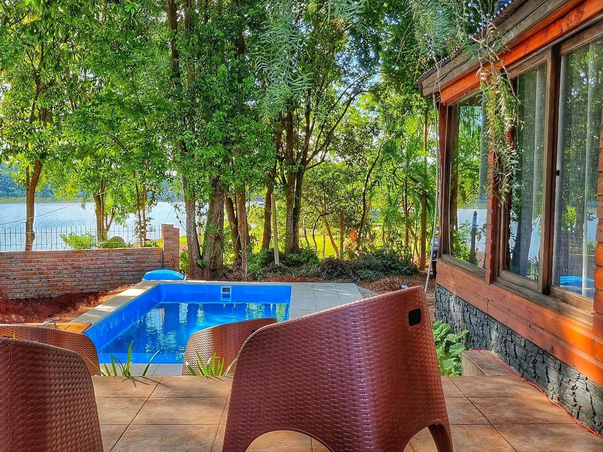 La Casa Del Lago Urugua-I Villa Puerto Iguazu Luaran gambar