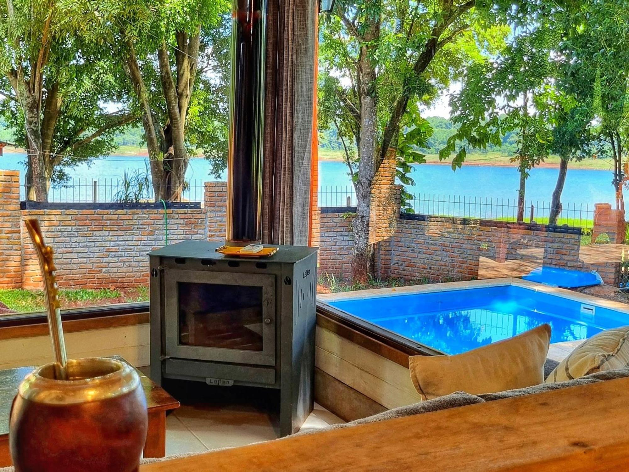 La Casa Del Lago Urugua-I Villa Puerto Iguazu Luaran gambar