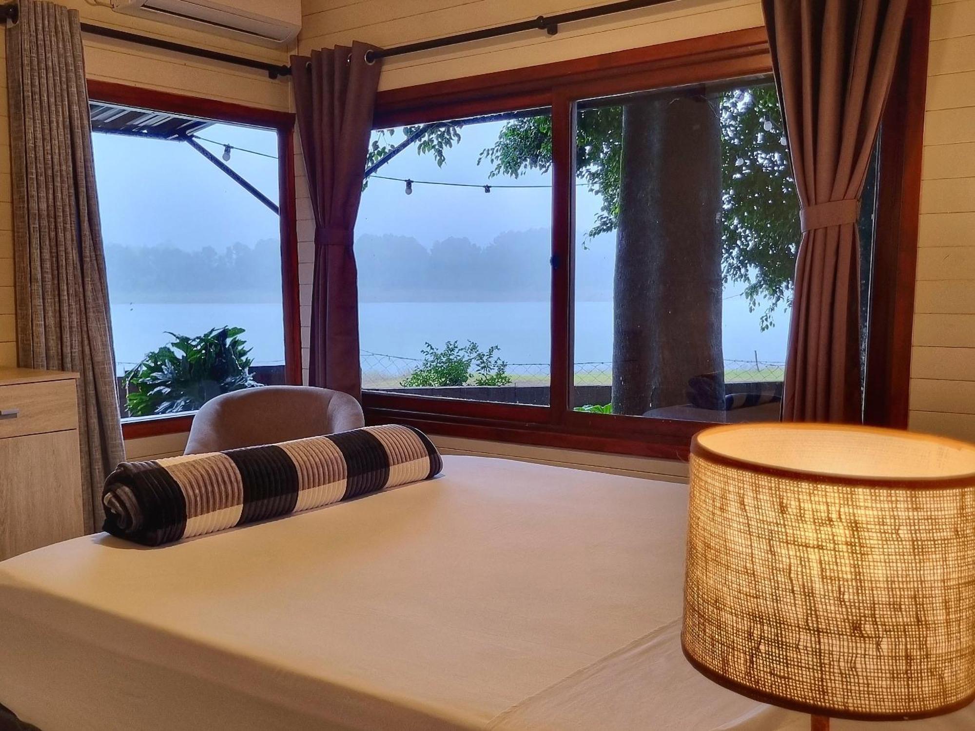 La Casa Del Lago Urugua-I Villa Puerto Iguazu Luaran gambar